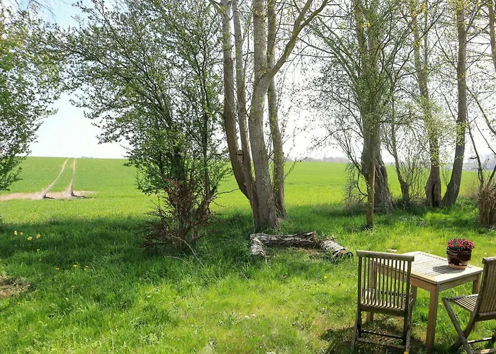 Red Summer House Near Reerso With Field Views Gørlev